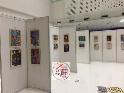 深圳展板解決方案 八棱柱展板出租、搭建與圖文設計一站式服務
